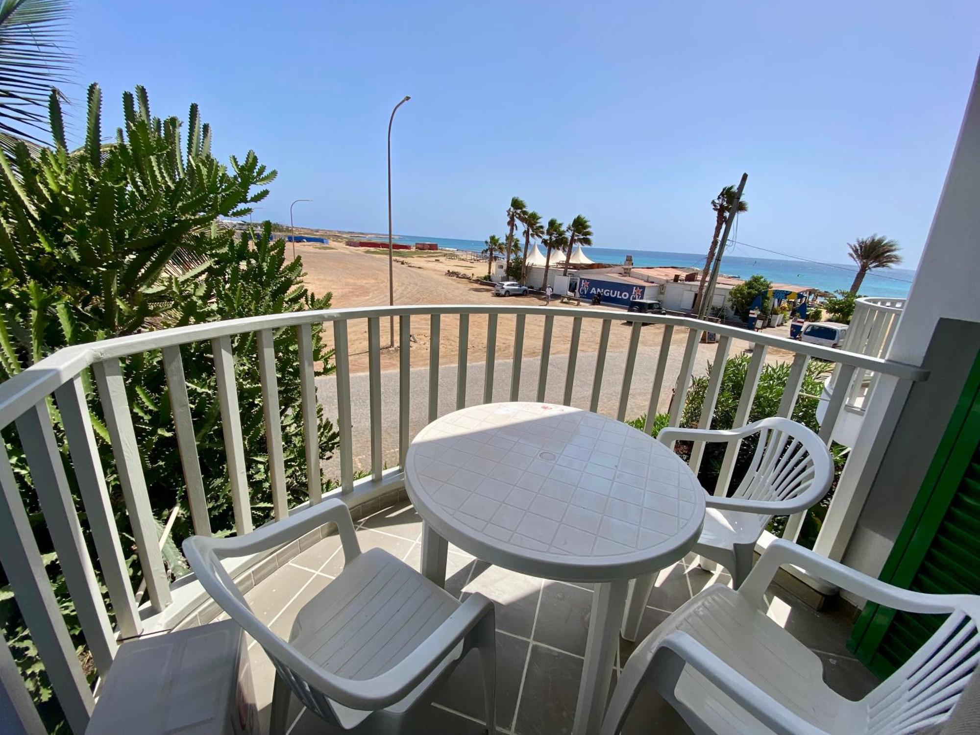 Leme Bedje Sea View - By Bobbywashere Santa Maria Exterior photo